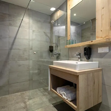 Apartment Apart33 1-24